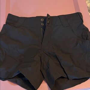 Columbia Women's Dark Cargo Shorts